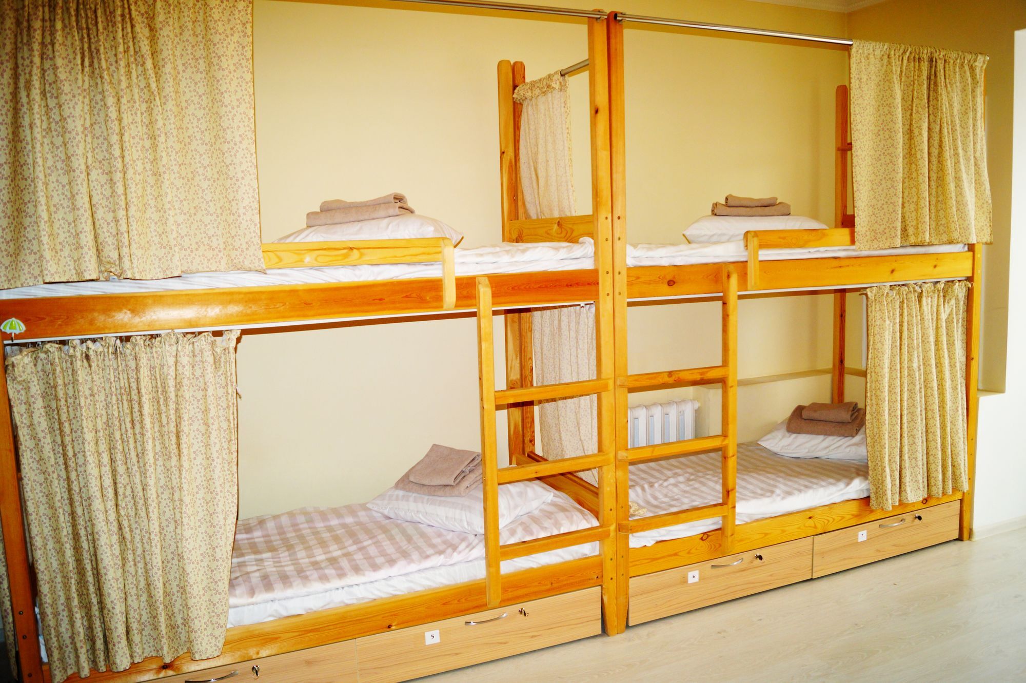 Hostel Nice Travel Астана Екстериор снимка