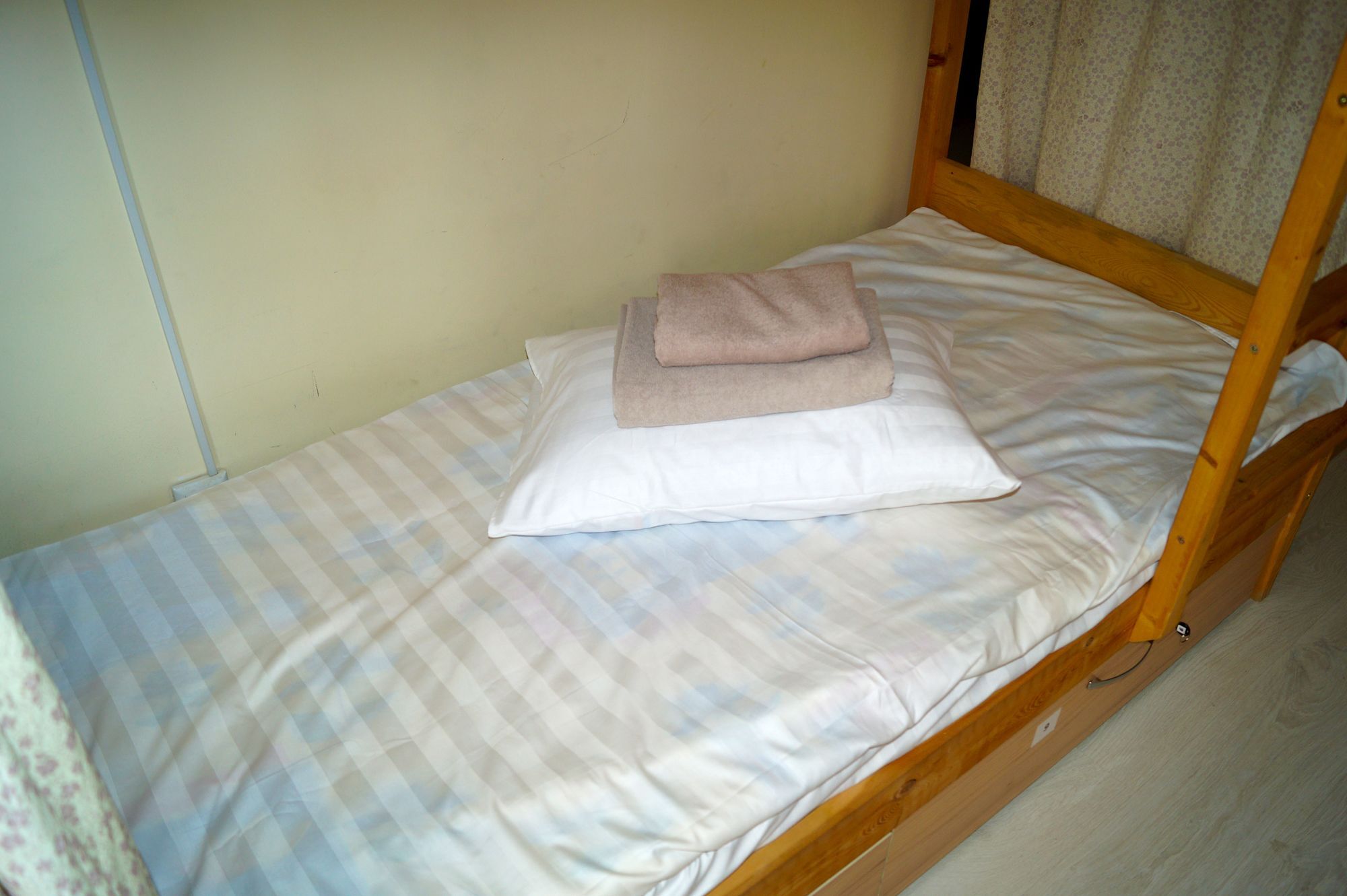 Hostel Nice Travel Астана Екстериор снимка